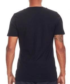 Icebreaker Mens Merino Tech Lite Crewe Shirt Black M 8 Icebreaker Mens Merino Tech Lite Crewe Shirt Black M -Cheap Icebreaker Shop 103841001 3 1
