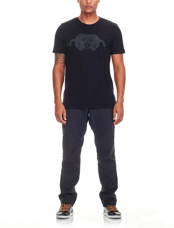 Icebreaker Mens Merino Tech Lite Crewe Shirt Black M 5 Icebreaker Mens Merino Tech Lite Crewe Shirt Black M - Image 3