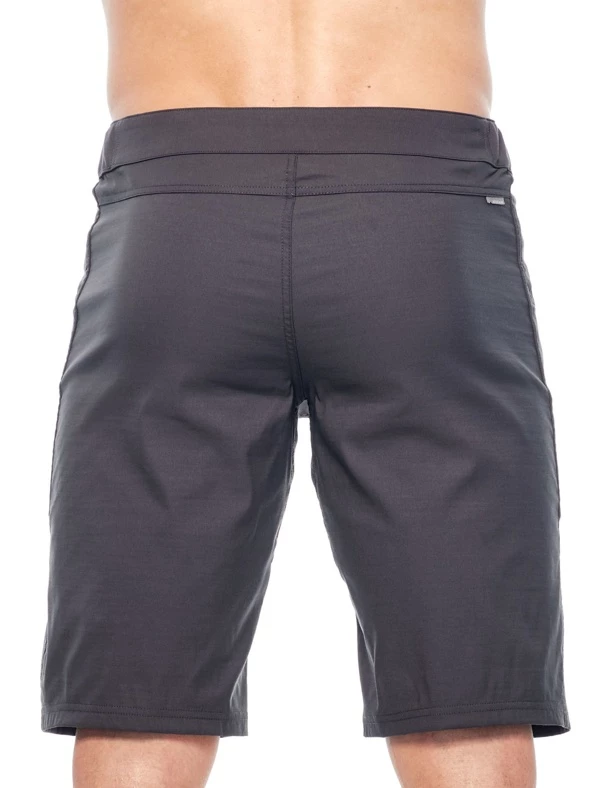 Icebreaker Mens Merino Hybrid Persist Shorts Monsoon L 2 Icebreaker Mens Merino Hybrid Persist Shorts Monsoon L