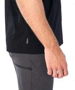 Icebreaker Merino Tech Lite Mens T-Shirt Peak In Reach Black 2XL 11 Icebreaker Merino Tech Lite Mens T-Shirt Peak In Reach Black 2XL -Cheap Icebreaker Shop 104726001 6