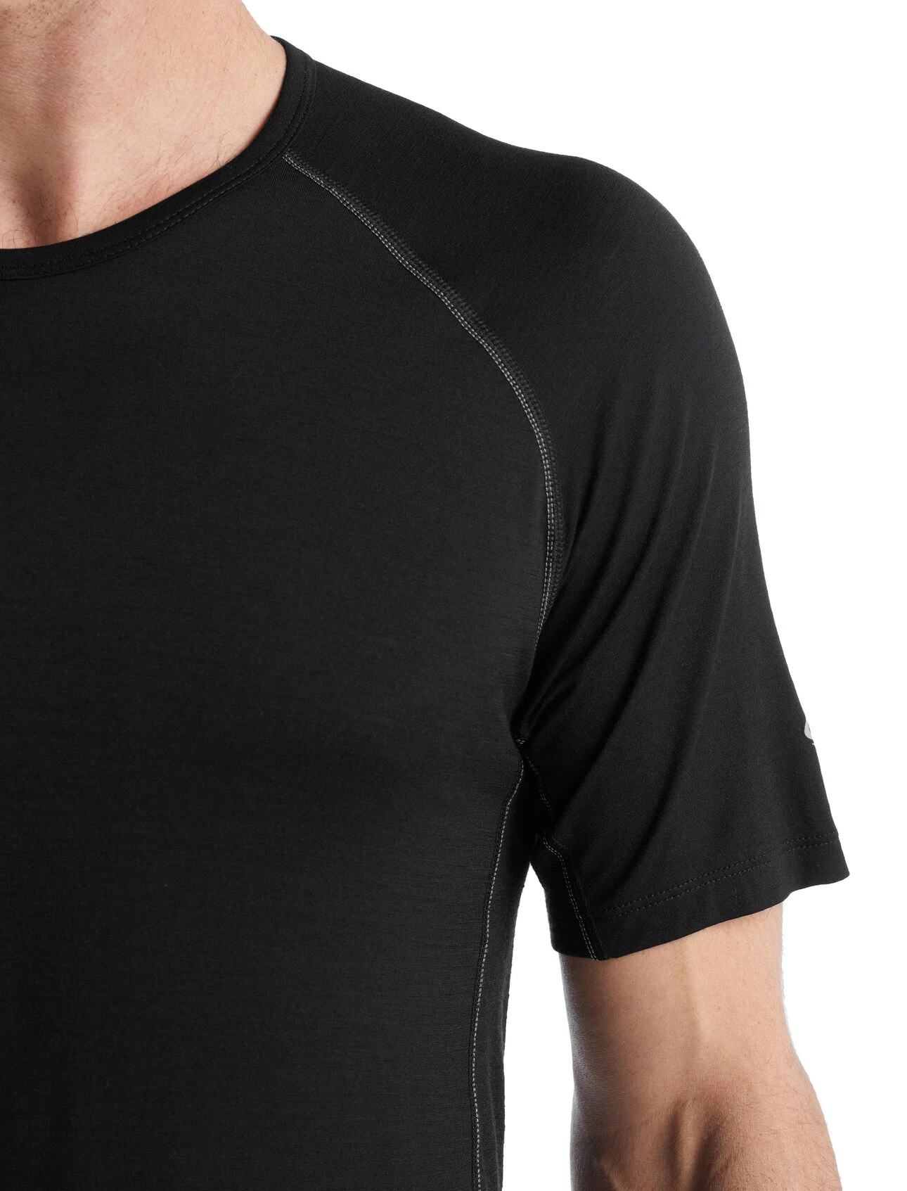 Icebreaker Merino BodyfitZone 150 Mens Thermal T-Shirt Black 9 Icebreaker Merino BodyfitZone 150 Mens Thermal T-Shirt Black - Image 7